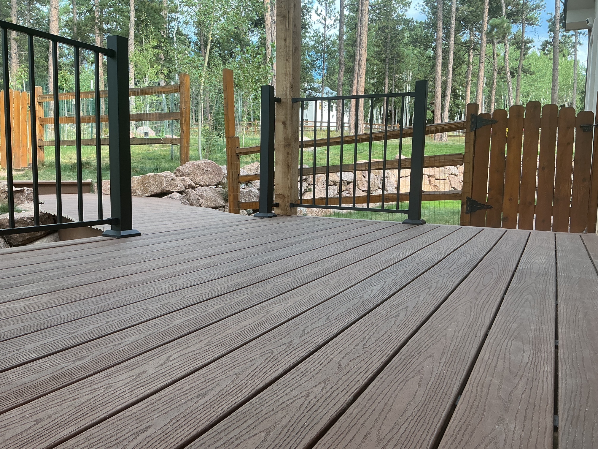 Custom Composite Decks & Pergolas